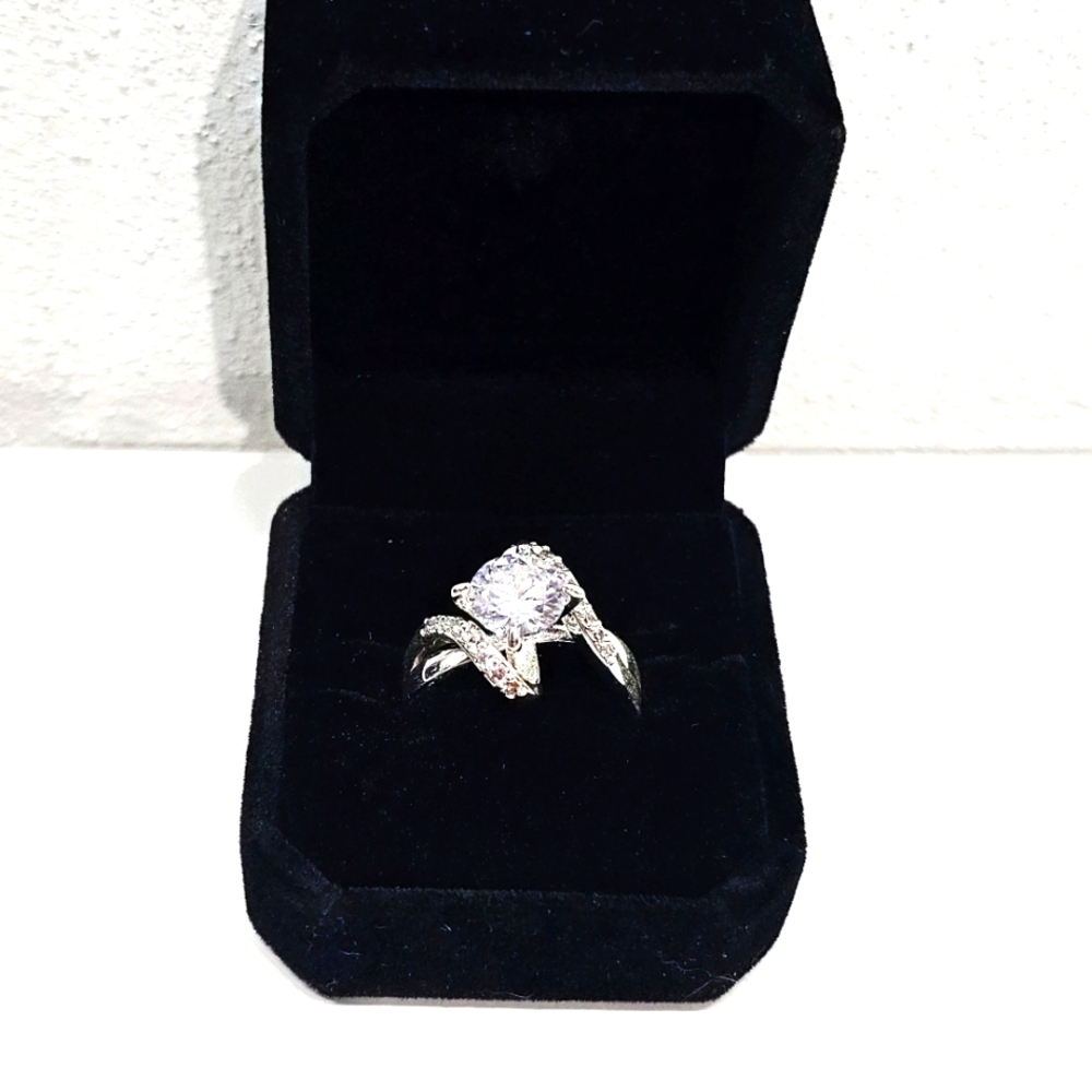 Macy's Charter Club Crystal Stone Bypass Ring in Fine Silver Plate Size 10 - Picture 2 of 7